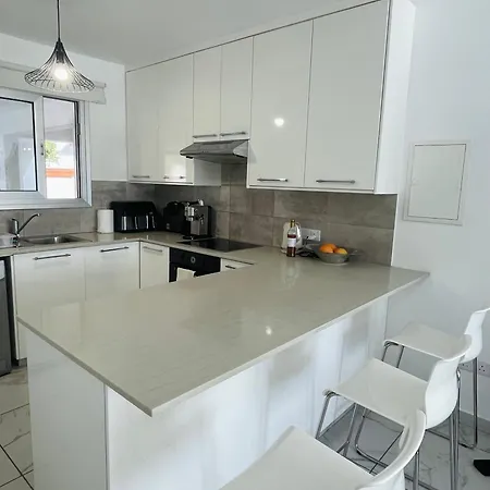 Apartment Sea Breeze - Voroklini