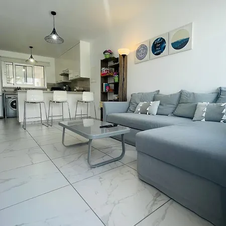 Sea Breeze - Apartment Voroklini
