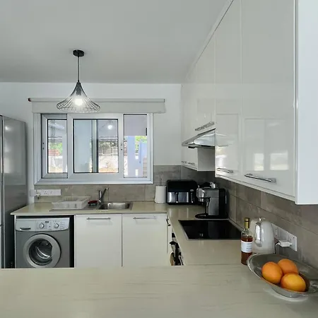 Appartement Sea Breeze - Oroklini